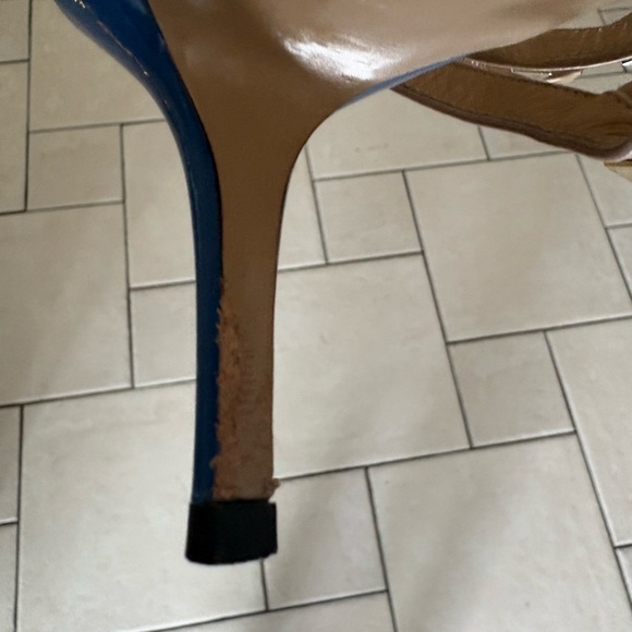 Valentino Garavani Blue and Beige Studded Heels - Picture 7 of 10